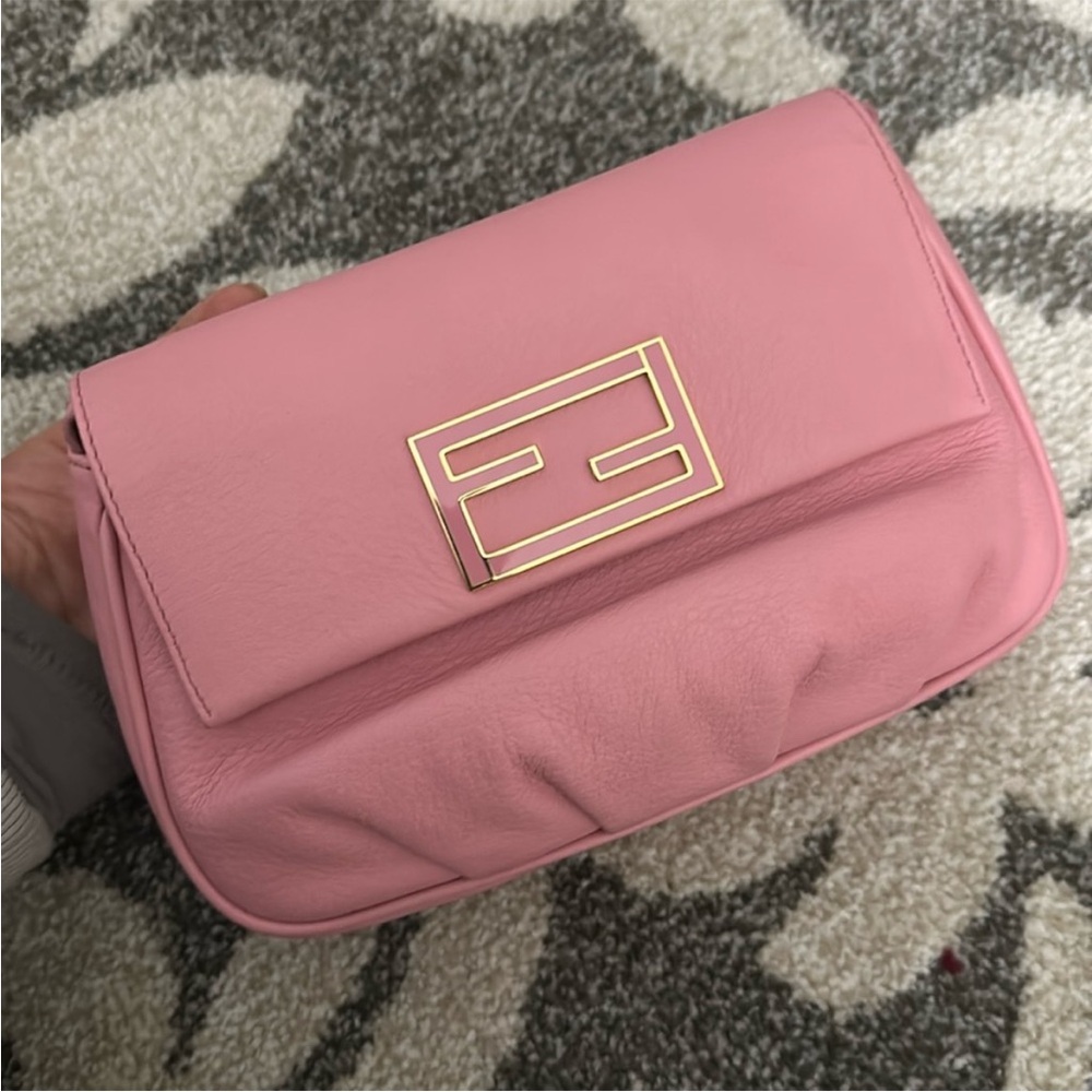 In search of Fendi Fendista